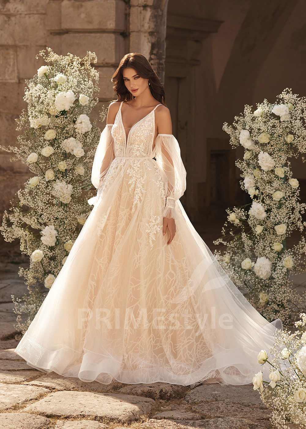 Luxusné svadobné šaty na ramienka RC2712