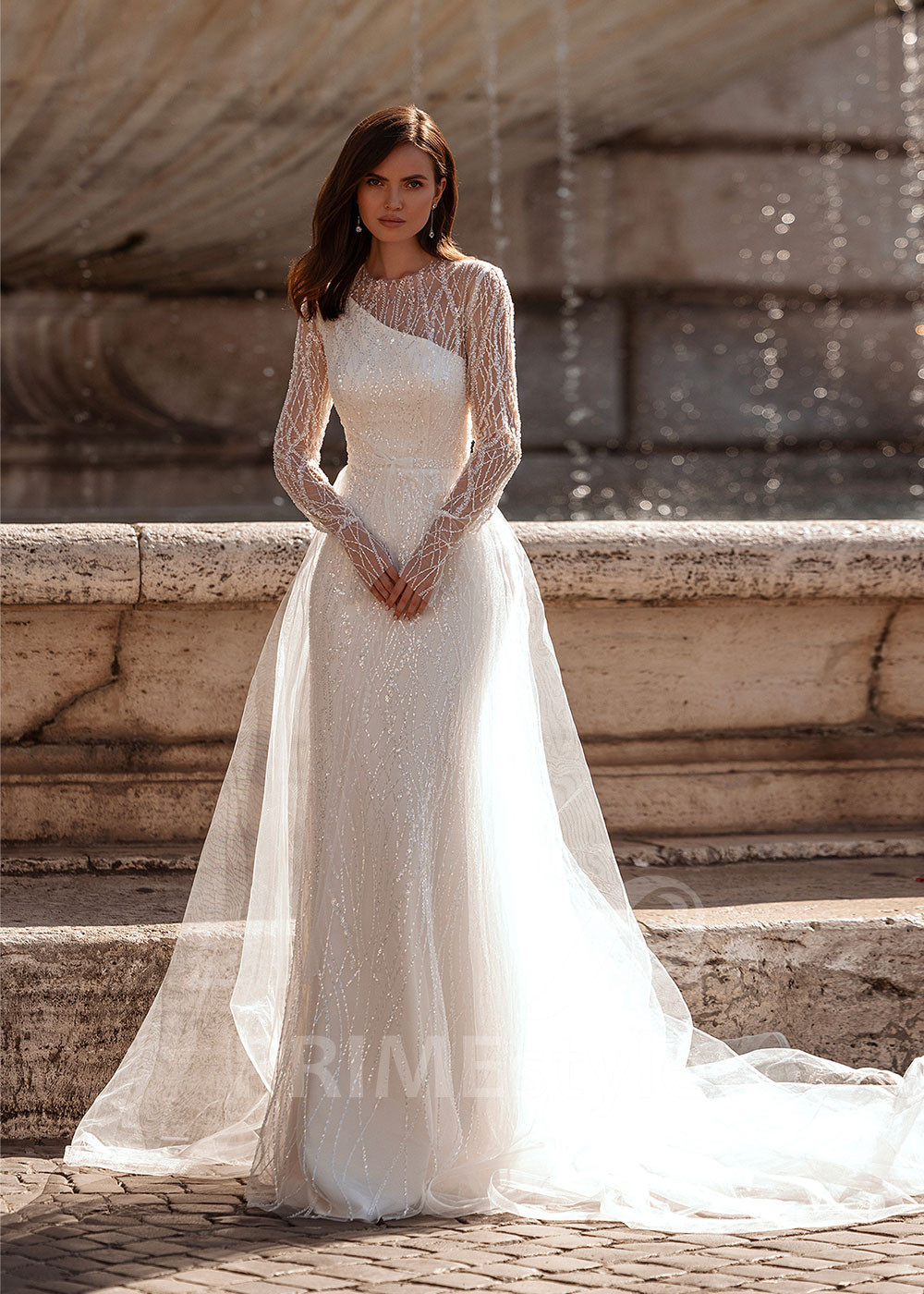 Elegantné asymetrické svadobné šaty RS878