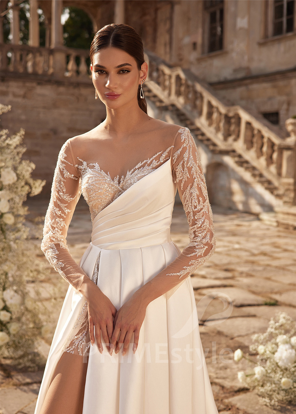 Extravagantné asymetrické svadobné šaty RC2731