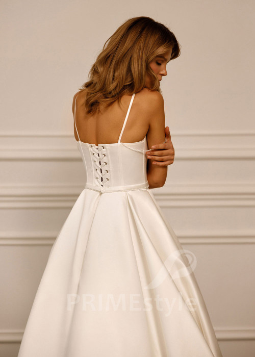 Jednoduché saténove svadobné šaty Anna