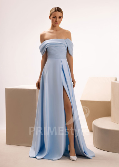 Jednoduché šaty na stužkovú Lada