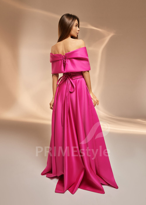 Jednoduché šaty na ples V0402