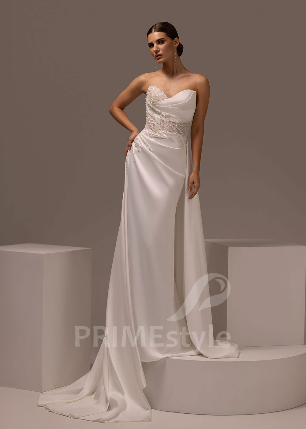 Saténové svadobné šaty bez ramienok Galicia