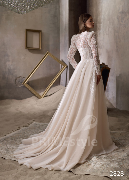 Elegantné čipkované svadobné šaty RC2828