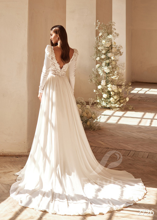 Originálne elegantné svadobné šaty RC2726