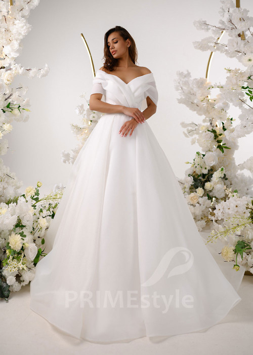 Elegantné hladké svadobné šaty RT2316